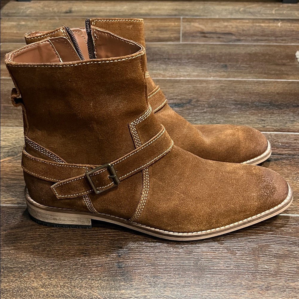 Steve Madden Tan Suede Buckle Boots